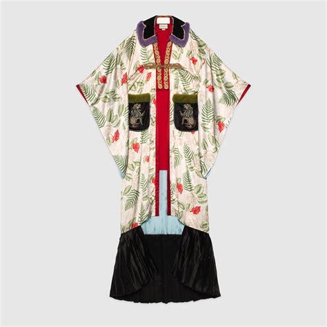 gucci kimono with tiger